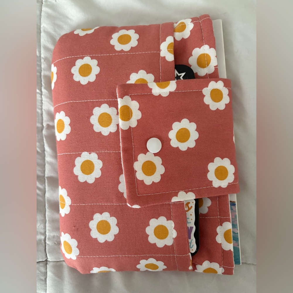 Coral Pink Daisy Tablet Sleeve with Snap Closure